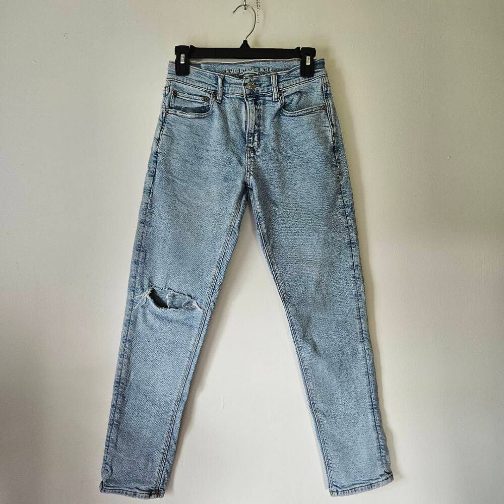 American Eagle 90s Skinny Jeans Women's Size 2 Short Light Wash High Rise Distre